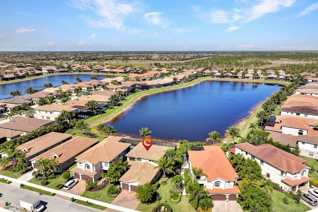 2739 Cinnamon Bay Cir, Naples, FL 34119