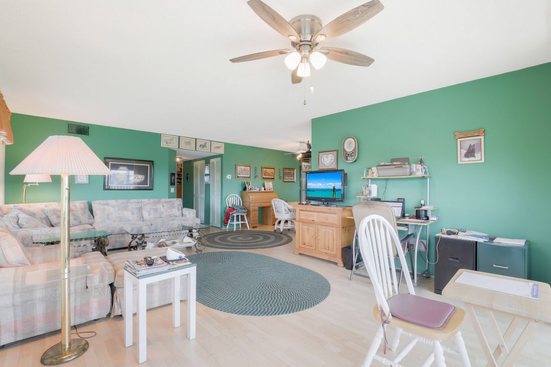 7406 Lake Breeze Dr APT 519, Fort Myers, FL 33907