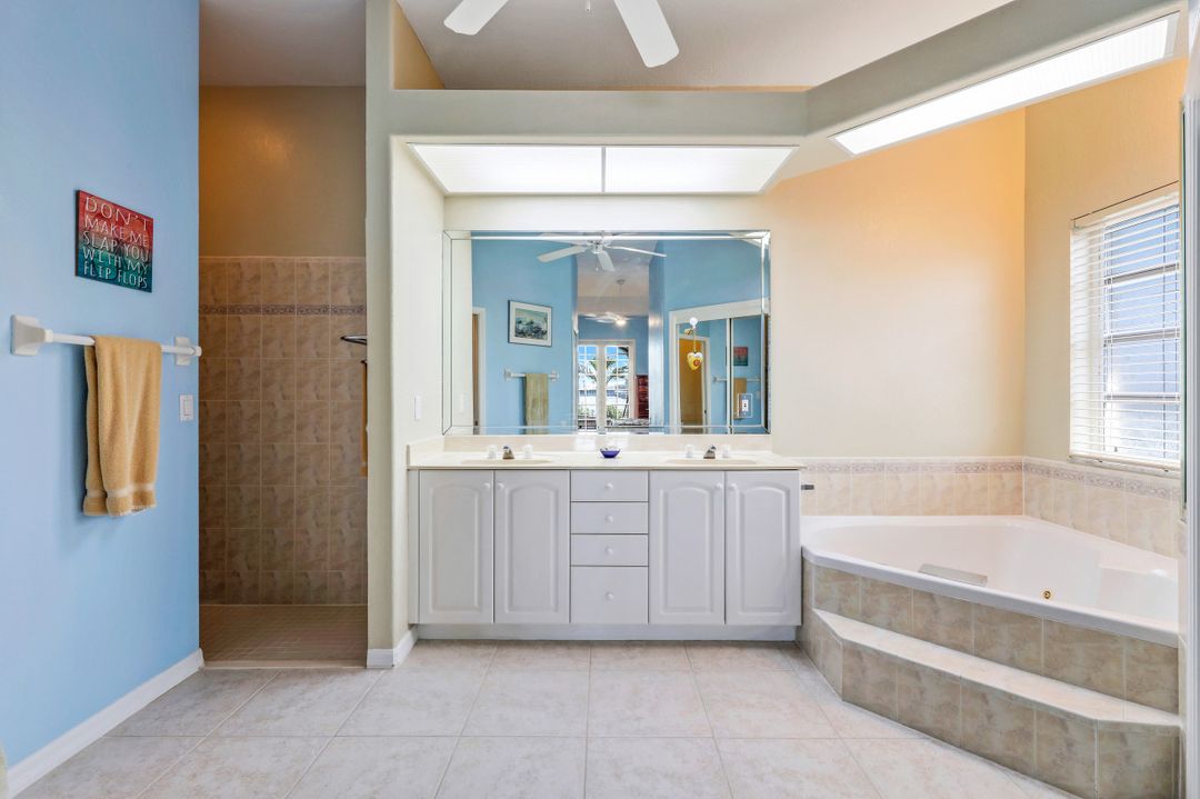 2536 SW 45th St, Cape Coral, FL 33914