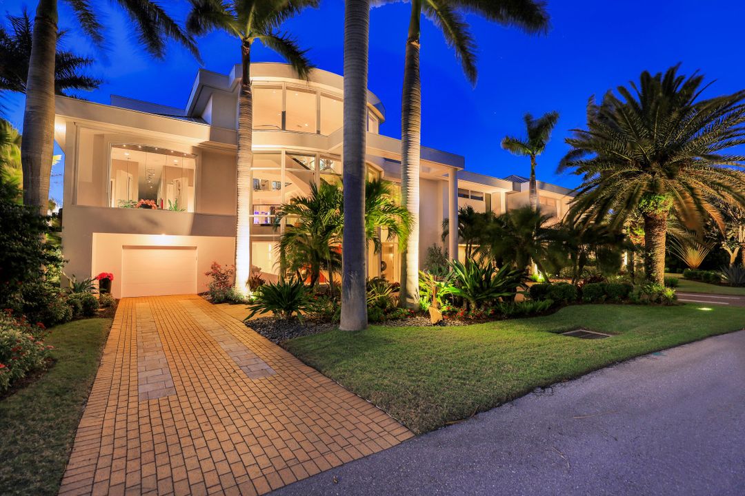 202 S Beach Dr, Marco Island, FL 34145