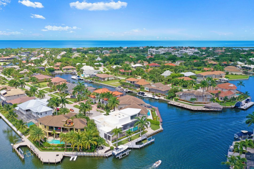 480 Parkhouse Ct, Marco Island, FL 34145