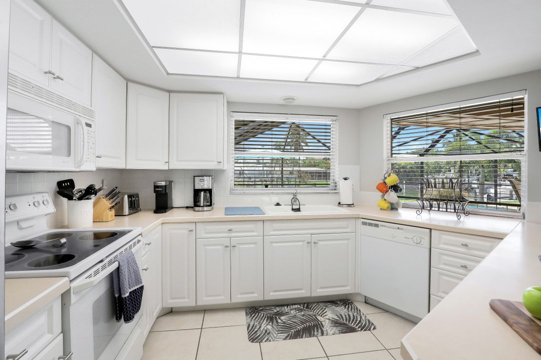 1143 Edington Pl, Marco Island, FL 34145