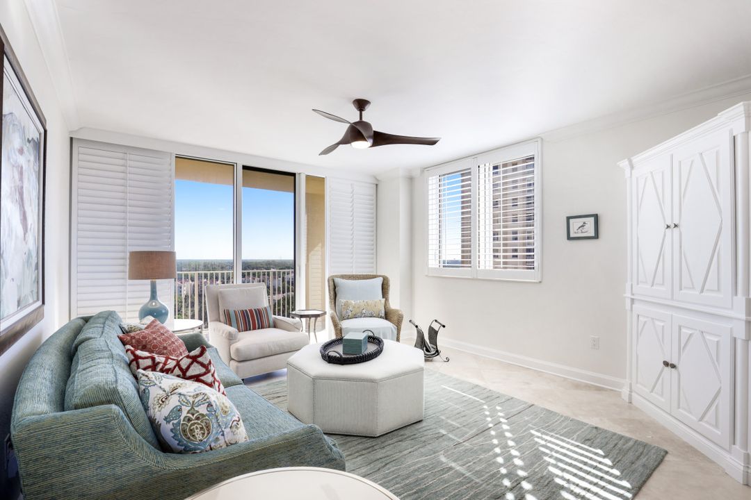 6597 Nicholas Blvd #1501, Naples, FL 34108