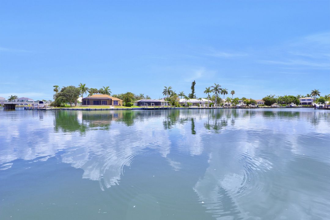 427 Nassau Ct, Marco Island, FL 34145