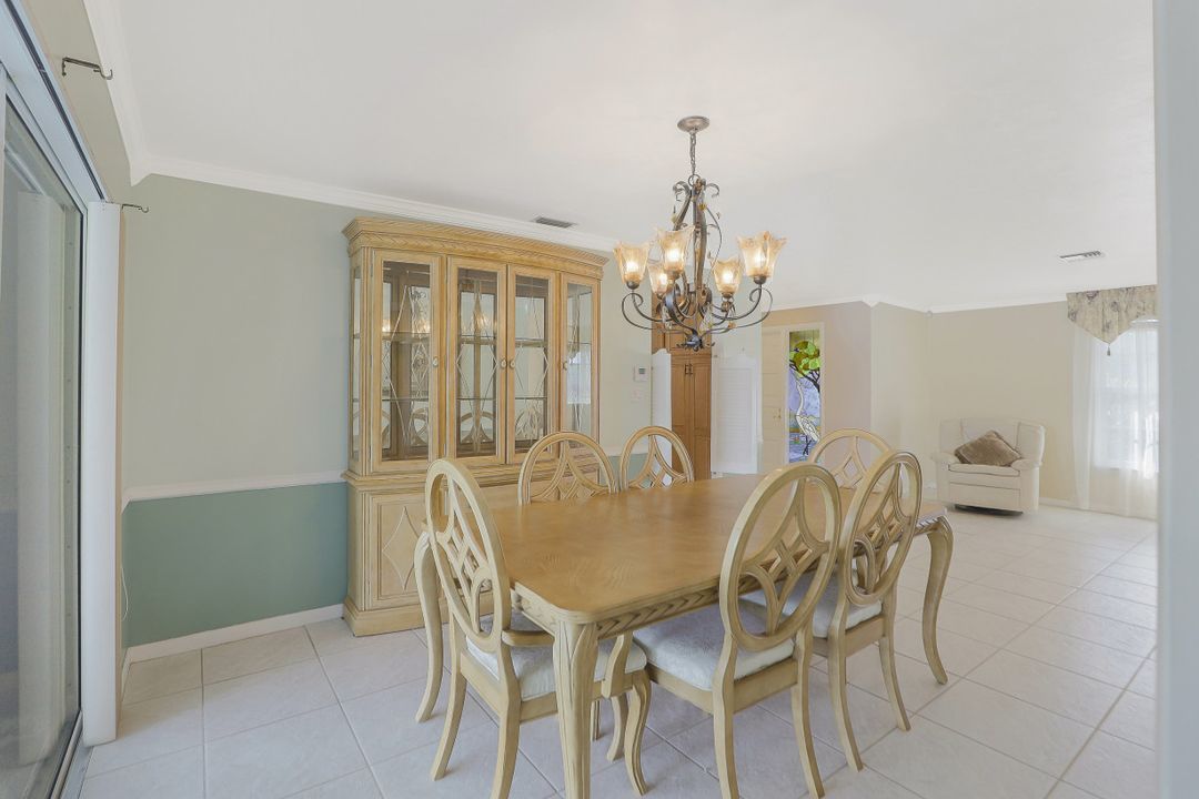 2929 SE 20th Ave, Cape Coral, FL 33904