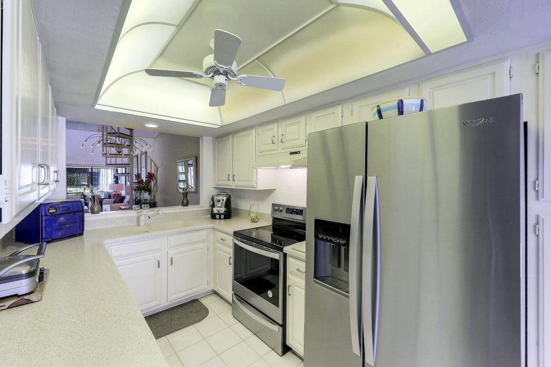 2128 Buckingham Ln, Naples, FL 34112