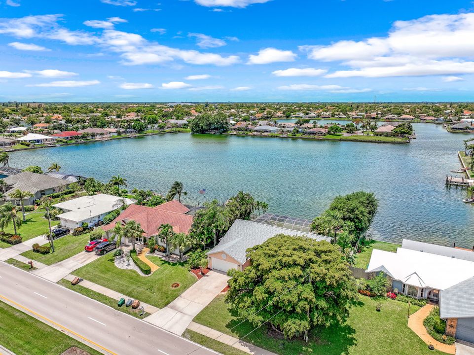 1014 Hancock Bridge Pkwy, Cape Coral, FL 33990