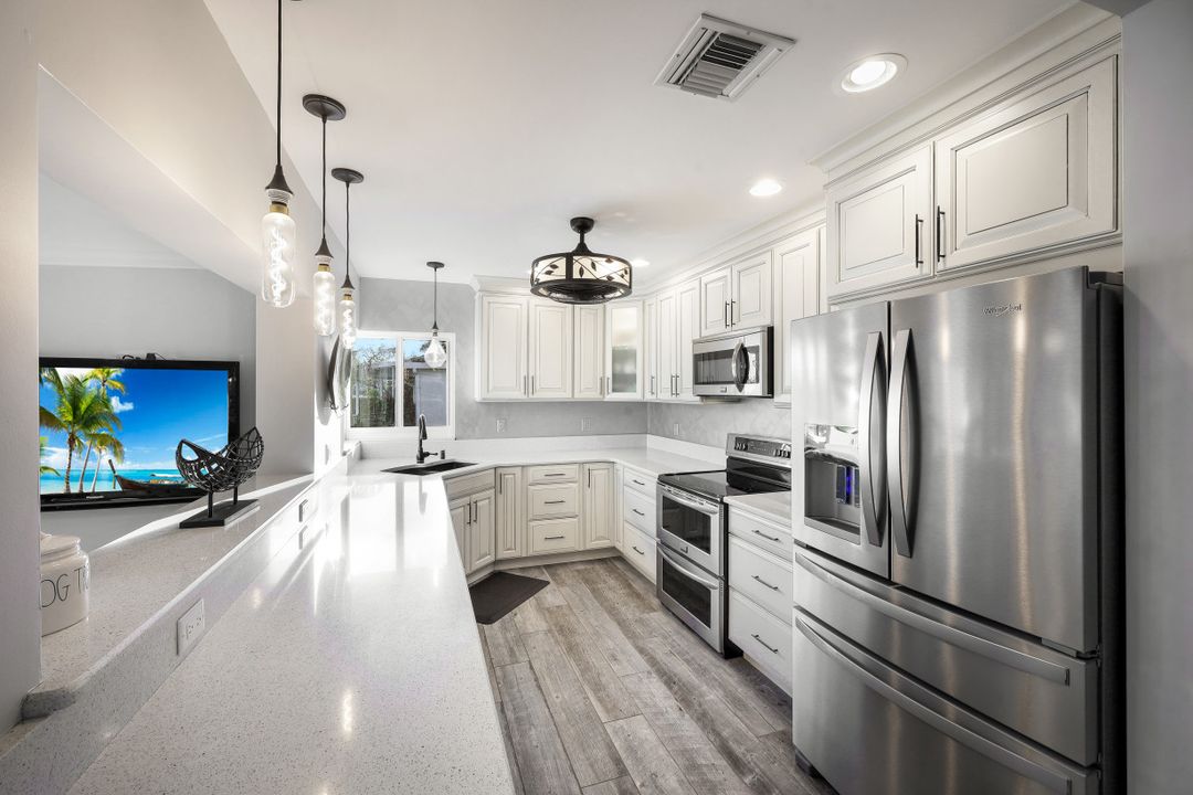 463 Echo Cir, Marco Island, FL 34145