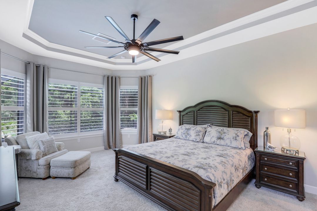 9618 Campanile Cir, Naples, FL 34114