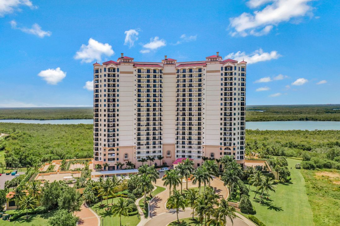 1050 Borghese Ln #303, Naples, FL 34114