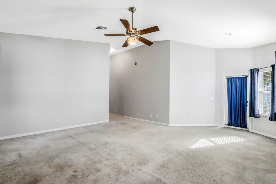 2227 Grove Dr, Naples, FL 34120