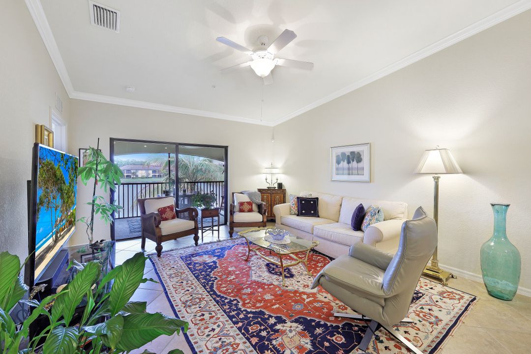 9517 Avellino Wy #2222, Naples, FL 34113