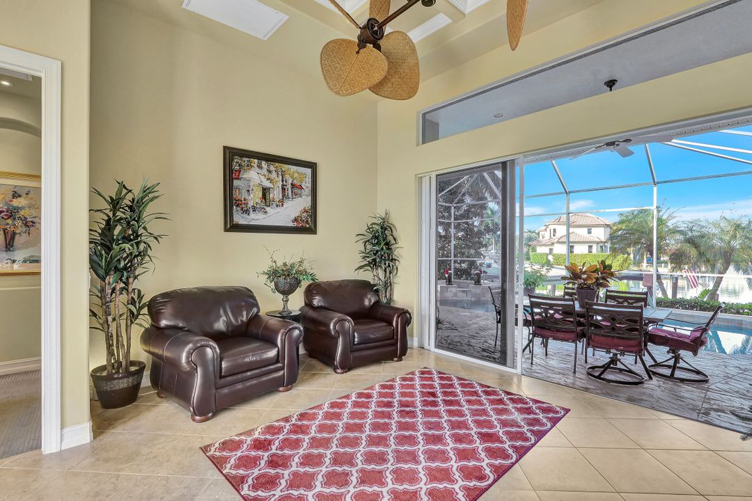 138 S Bahama Ave, Marco Island, FL 34145