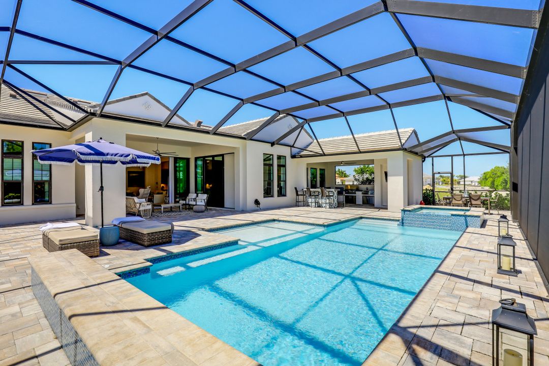 3232 Tavolara Ln, Naples, FL 34114