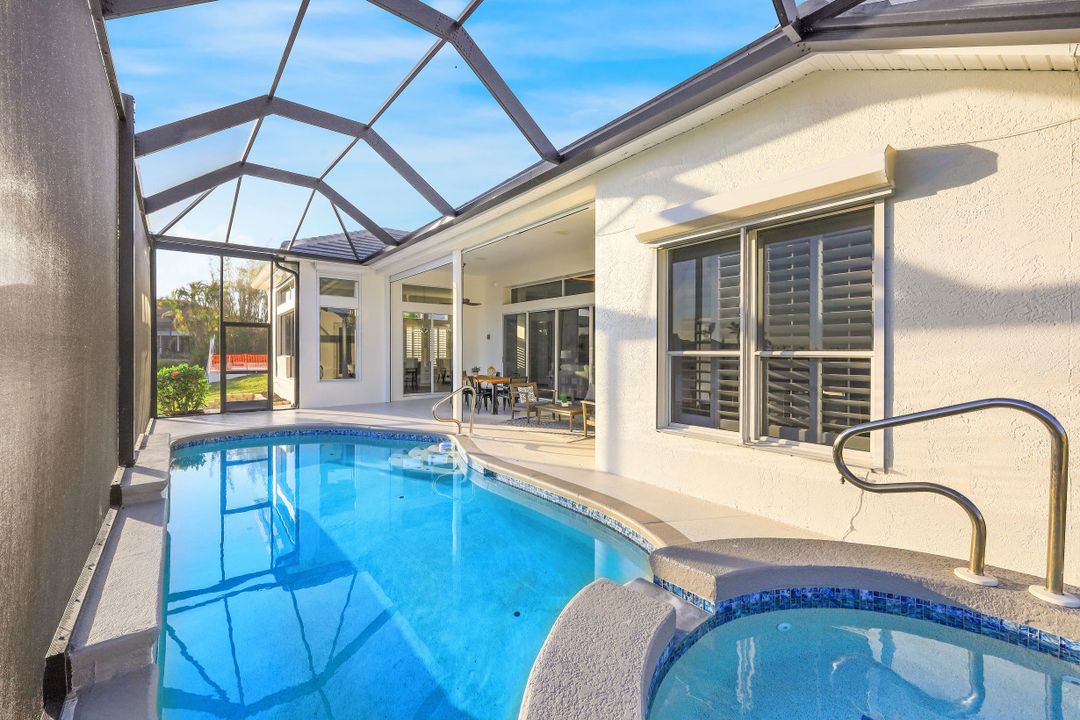 2200 El Dorado Pkwy W, Cape Coral, FL 33914