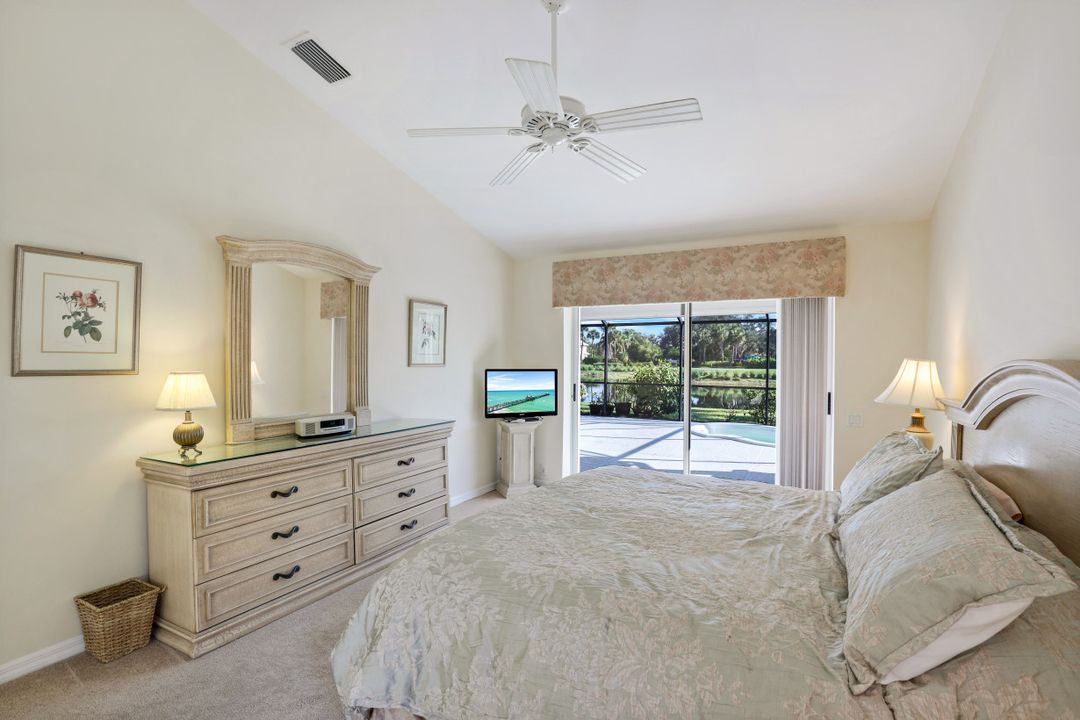 13331 Bridgeford Ave, Bonita Springs, FL 34135