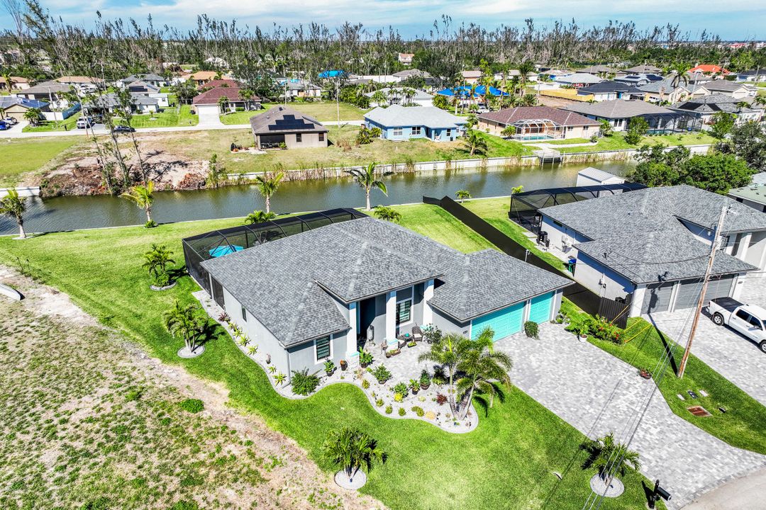 1833 SW 11th Terrace, Cape Coral, FL 33991