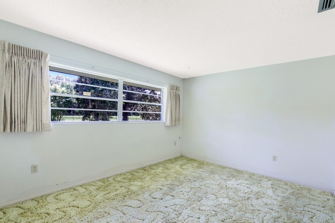 27126 Rue De Paix, Bonita Springs, FL 34135