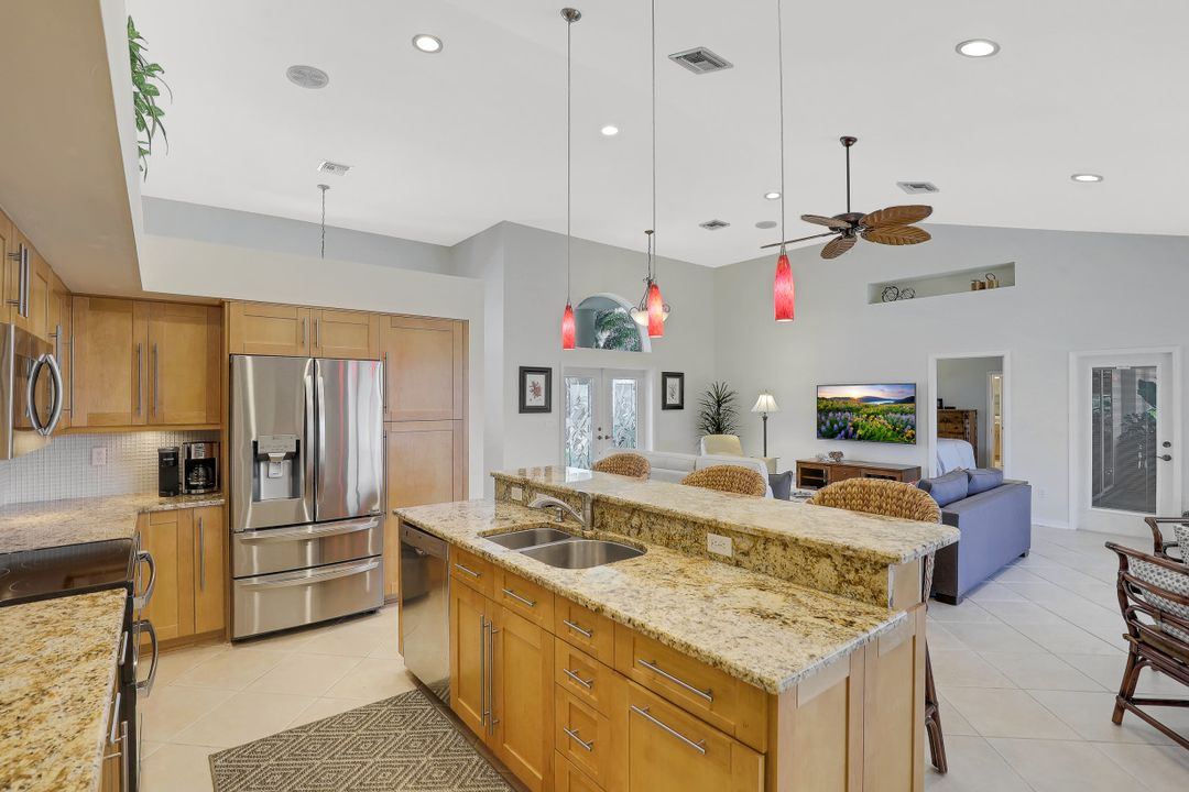 427 Swiss Ct, Marco Island, FL 34145