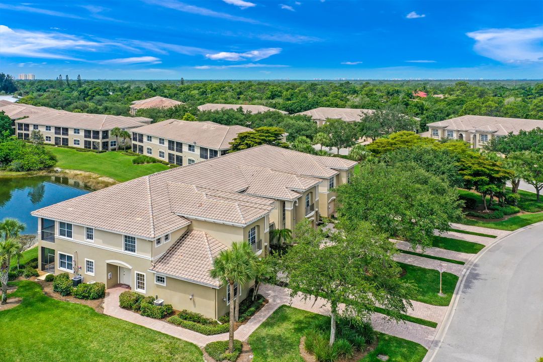 7050 Bay Woods Lake Ct #201, Fort Myers, FL 33908