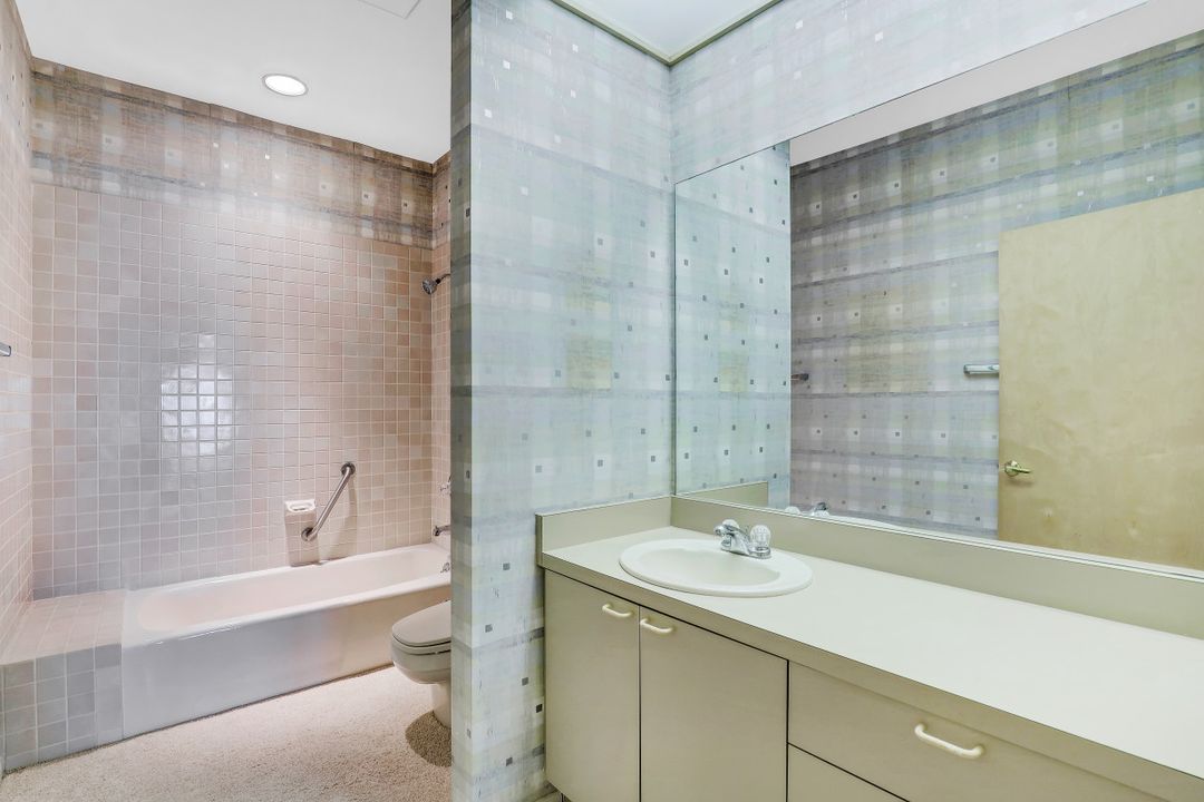 1011 Pettit Ct, Marco Island, FL 34145