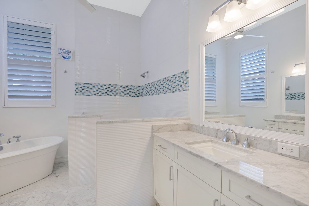 17214 Hidden Estates Cir, Fort Myers, FL 33908