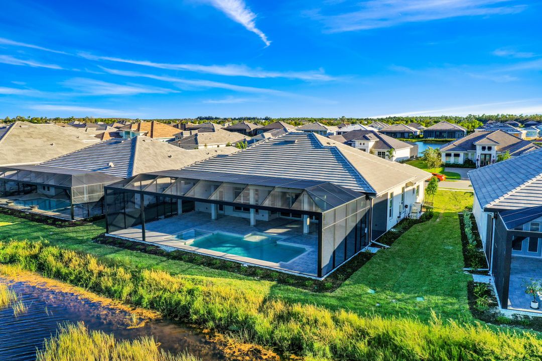 14310 Laguna Spgs Ln, , FL 34114