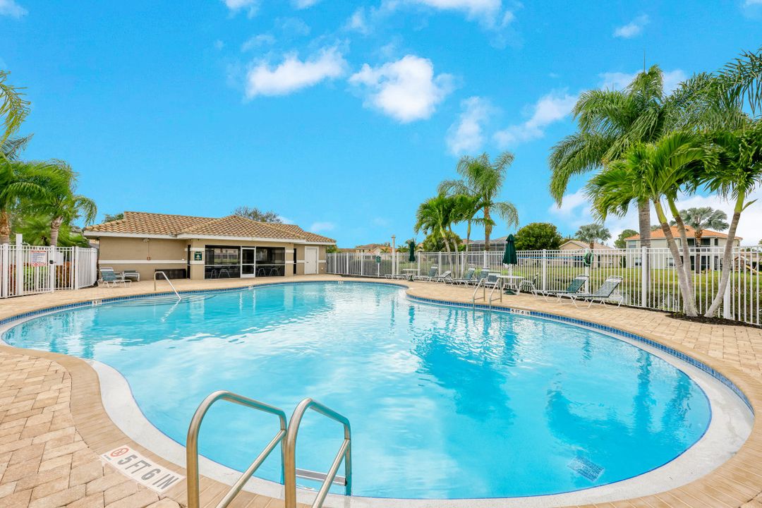 2157 Cape Heather Cir, Cape Coral, FL 33991