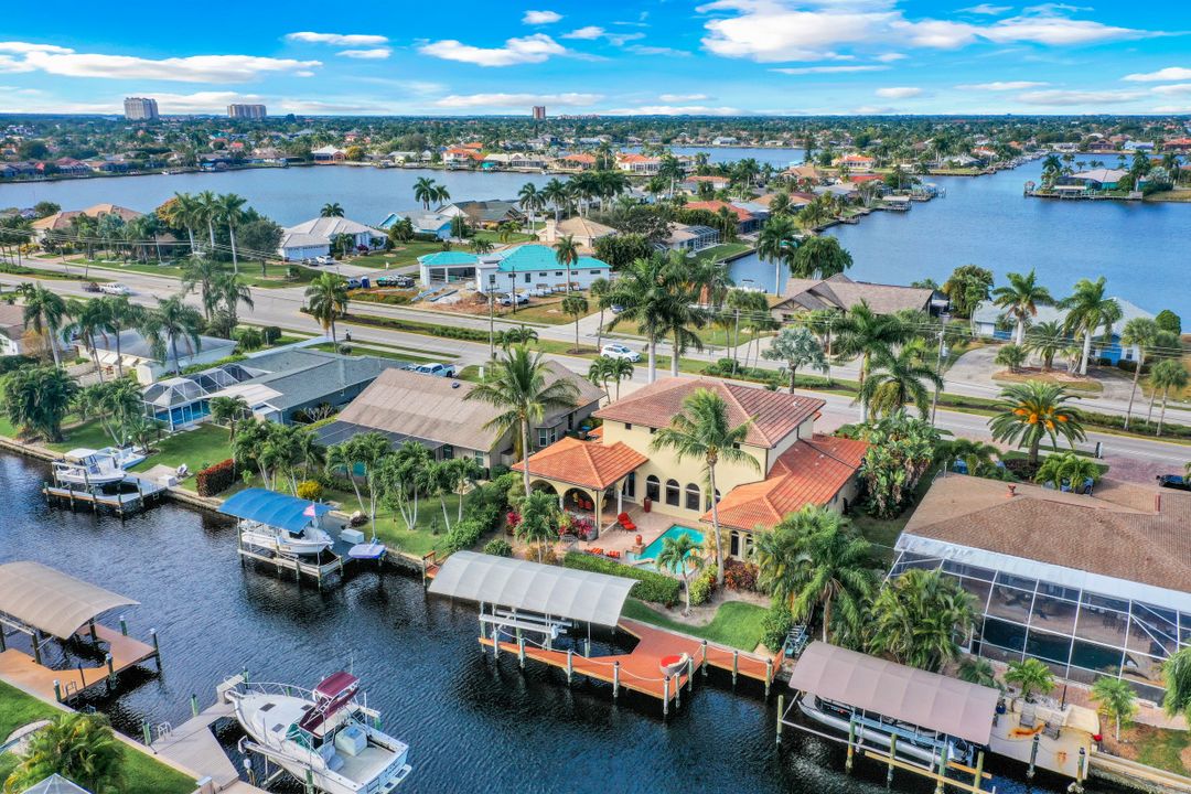 4907 Pelican Blvd, Cape Coral, FL 33914