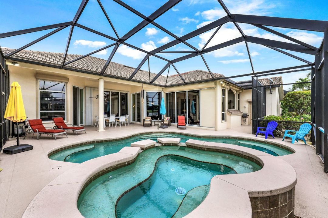 606 Shoreline Dr, Naples, FL 34119