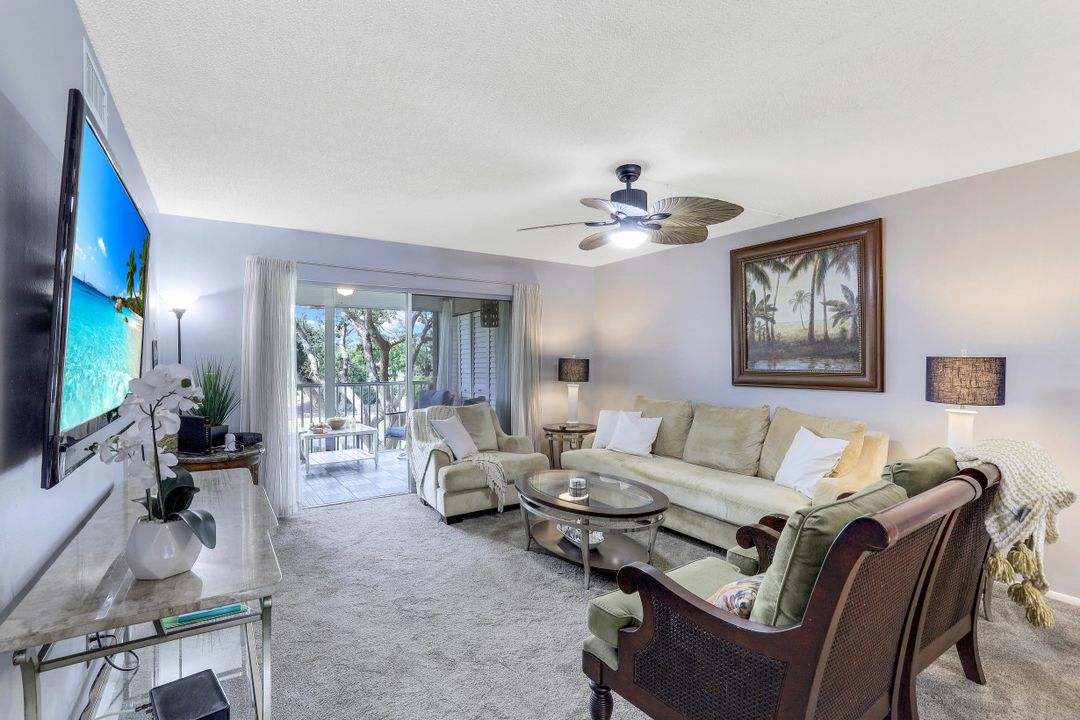 5651 Rattlesnake Hammock Rd #201C, Naples, FL 34113