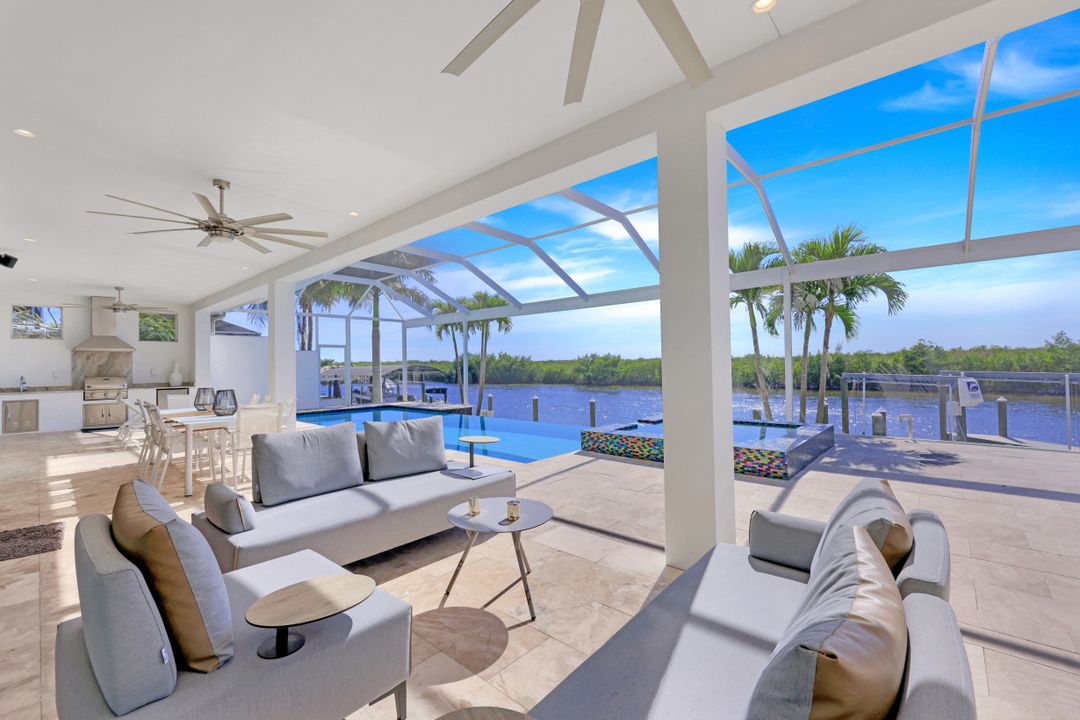 5210 SW 28th Pl, Cape Coral, FL 33914