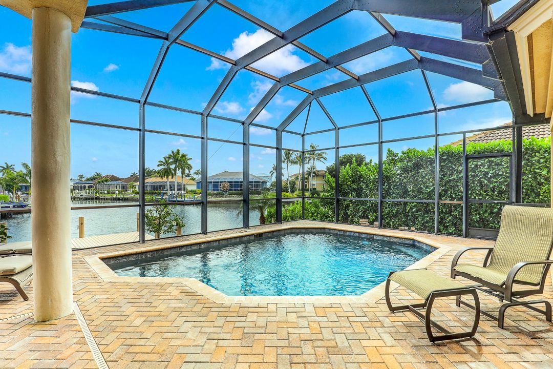 99 Gulfport Ct, Marco Island, FL 34145