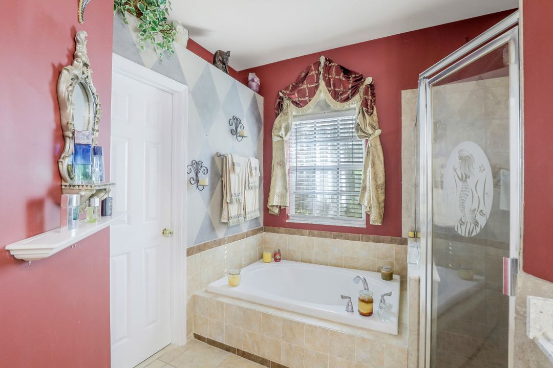 4552 Varsity Cir, Lehigh Acres, FL 33971