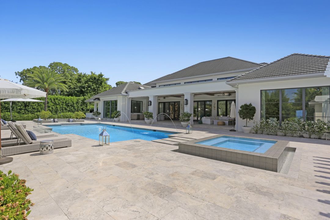 705 Myrtle Rd, Naples, FL 34108