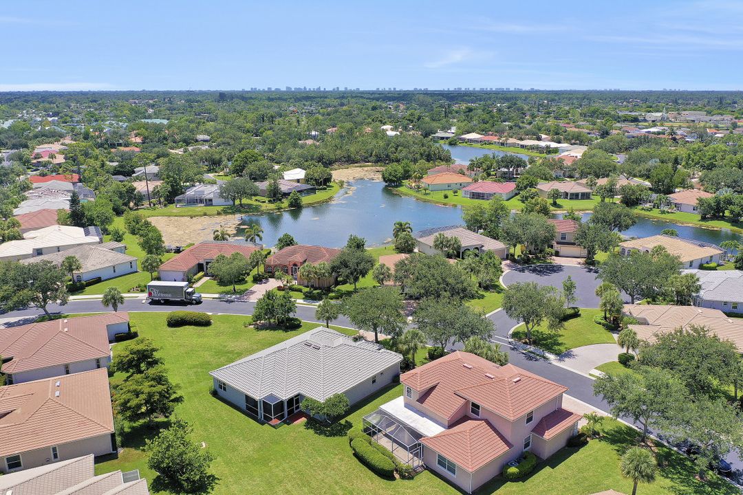 3967 Ruxton Rd, Naples, FL 34116