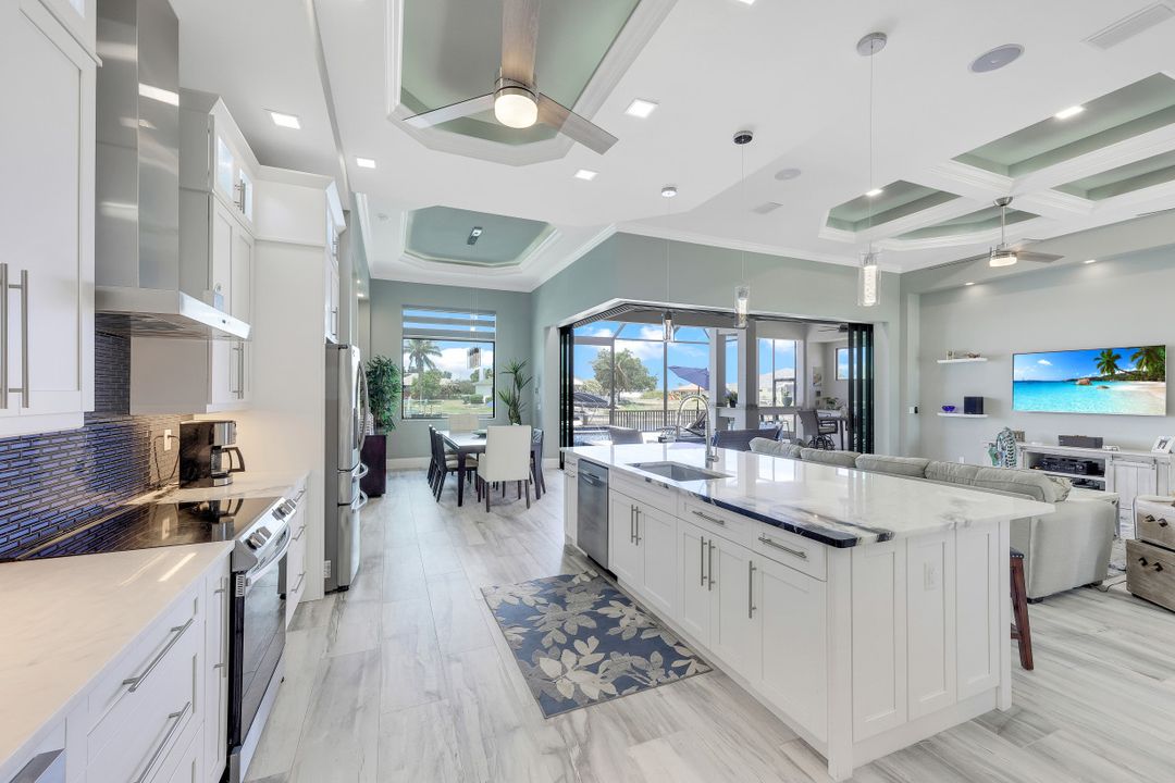 214 NW 32nd Pl, Cape Coral, FL 33993