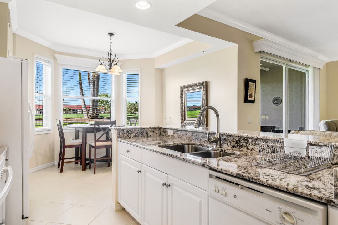 2710 Cypress Trace Cir #3011, Naples, FL 34119