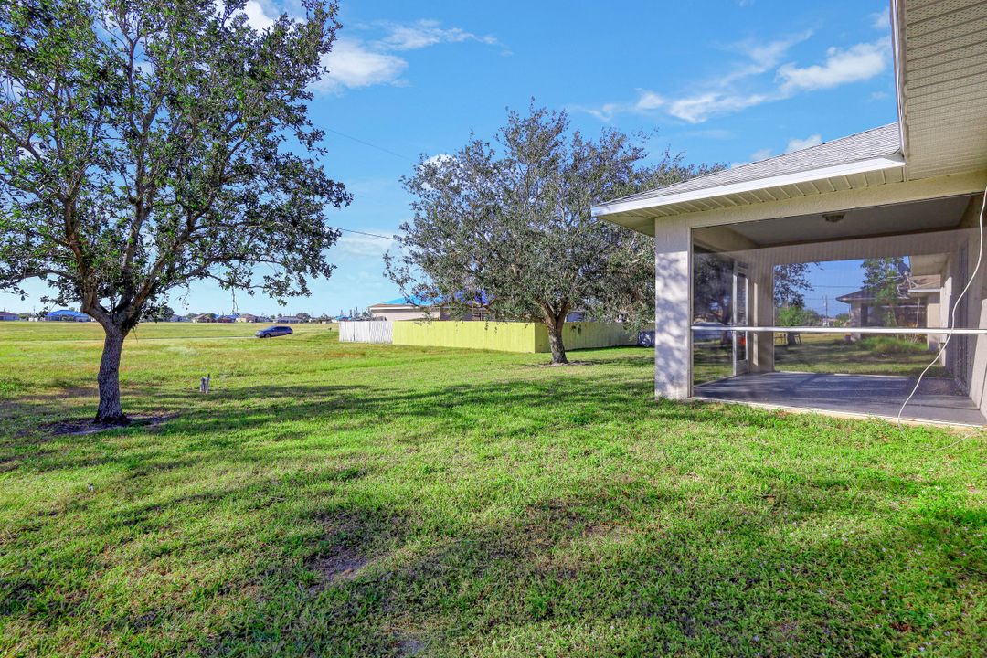 338 NE 23rd St, Cape Coral, FL 33909