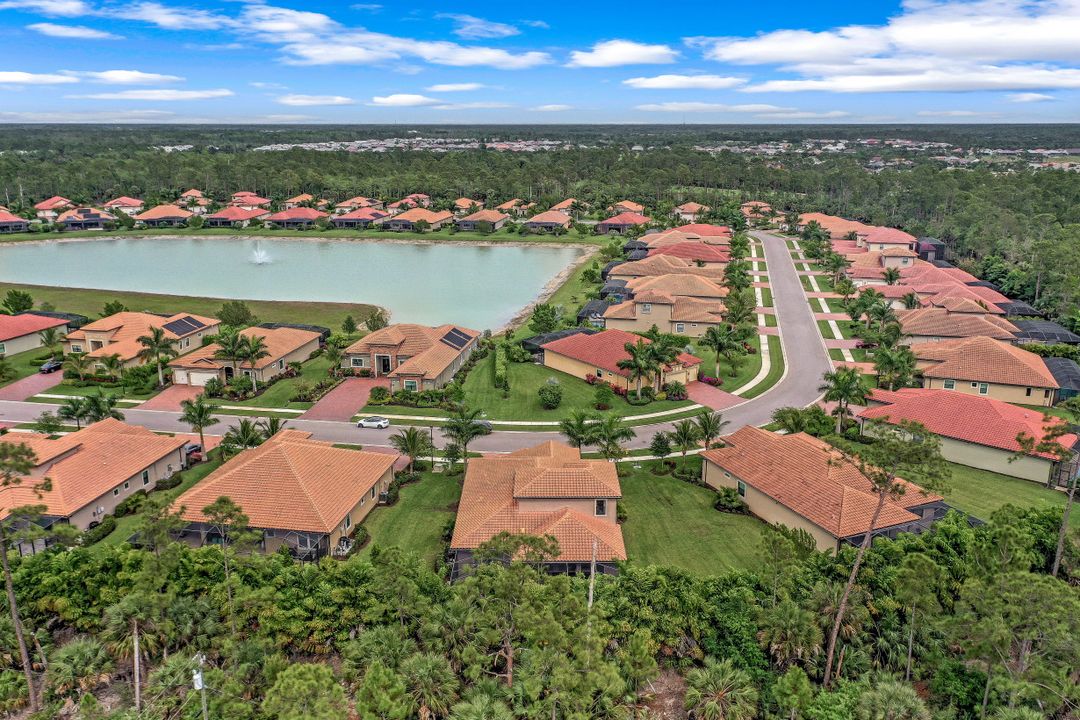 1431 Mockingbird Dr, Naples, FL 34120