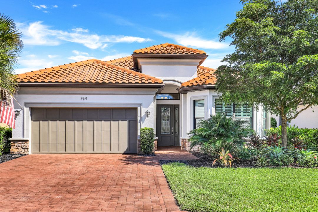 9155 Trivoli Ter, Naples, FL 34119