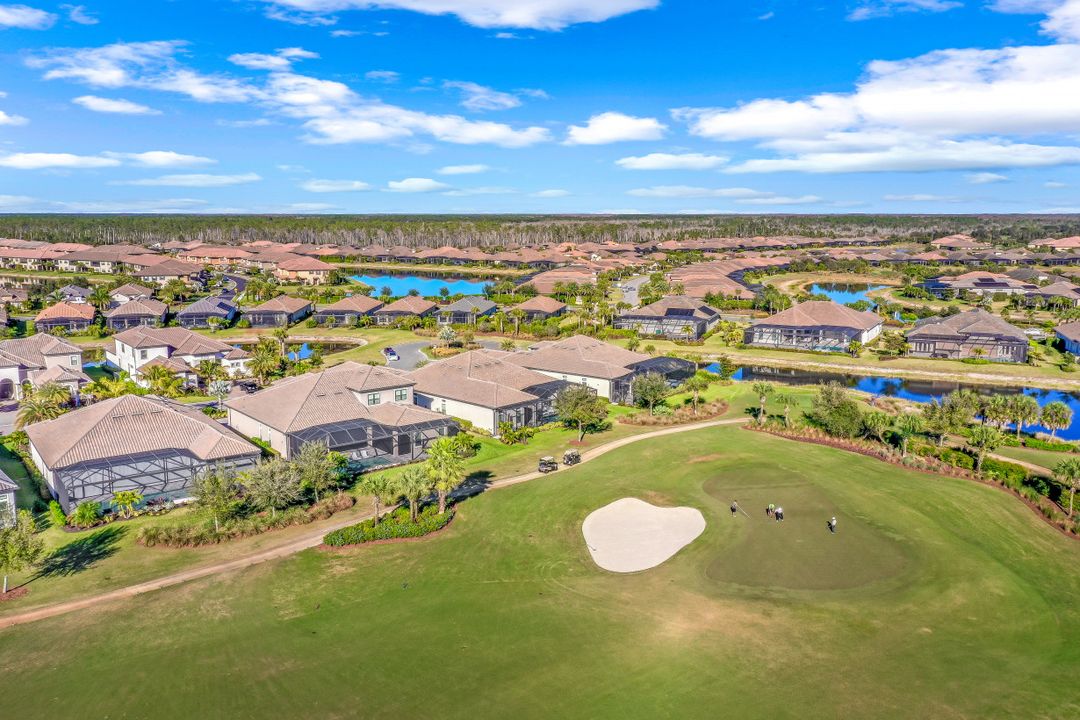 9308 Tulipano Ter, Naples, FL 34119