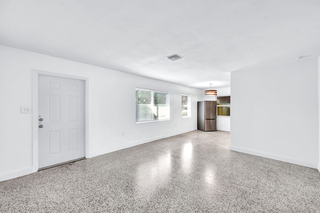 2668 Michigan Ave, Fort Myers, FL 33916