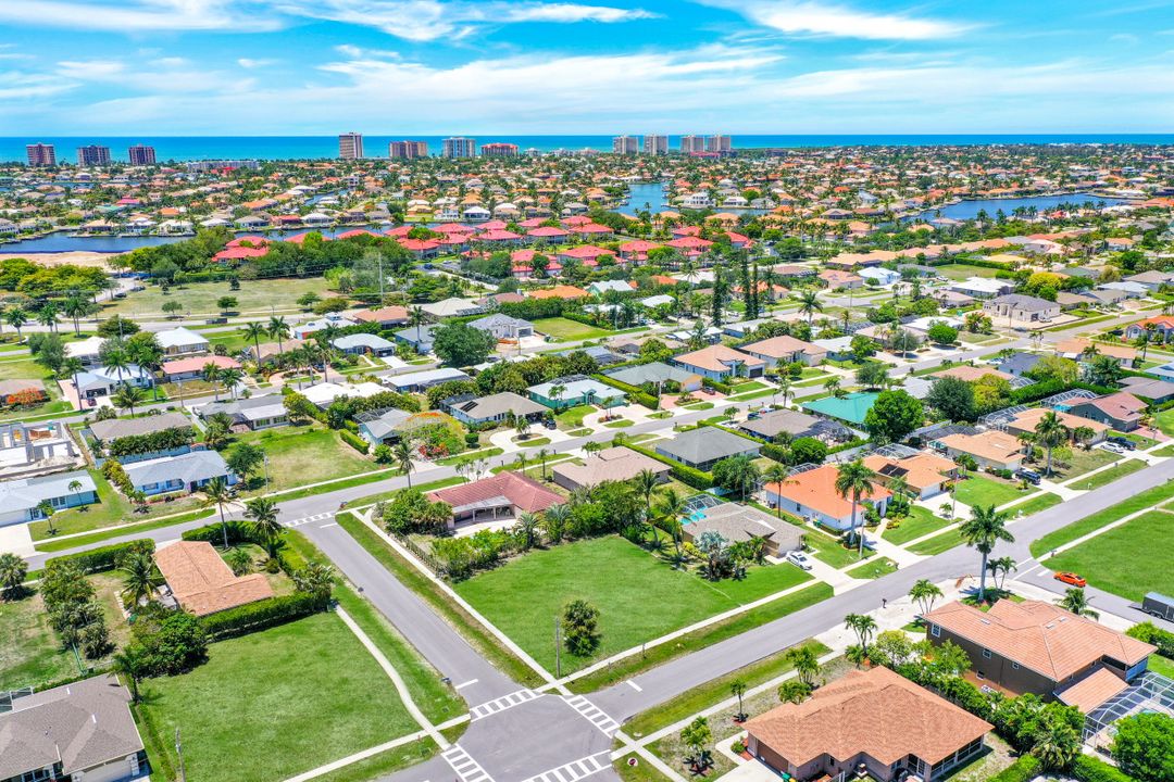 154 Kirkwood St, Marco Island, FL 34145