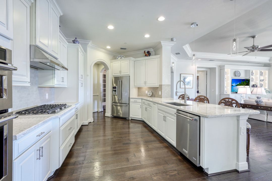 16426 Carrara Way #3-101, Naples, FL 34110