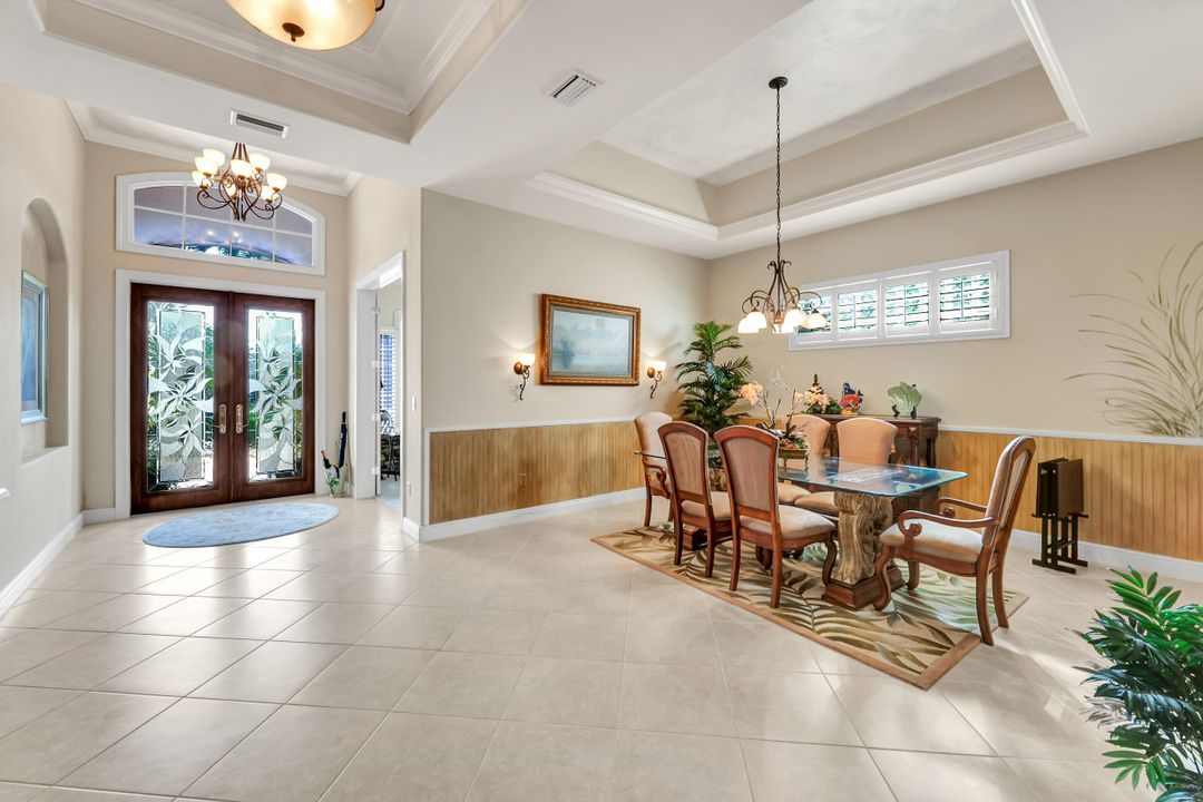 6000 Hammock Isles Cir, Naples, FL 34119