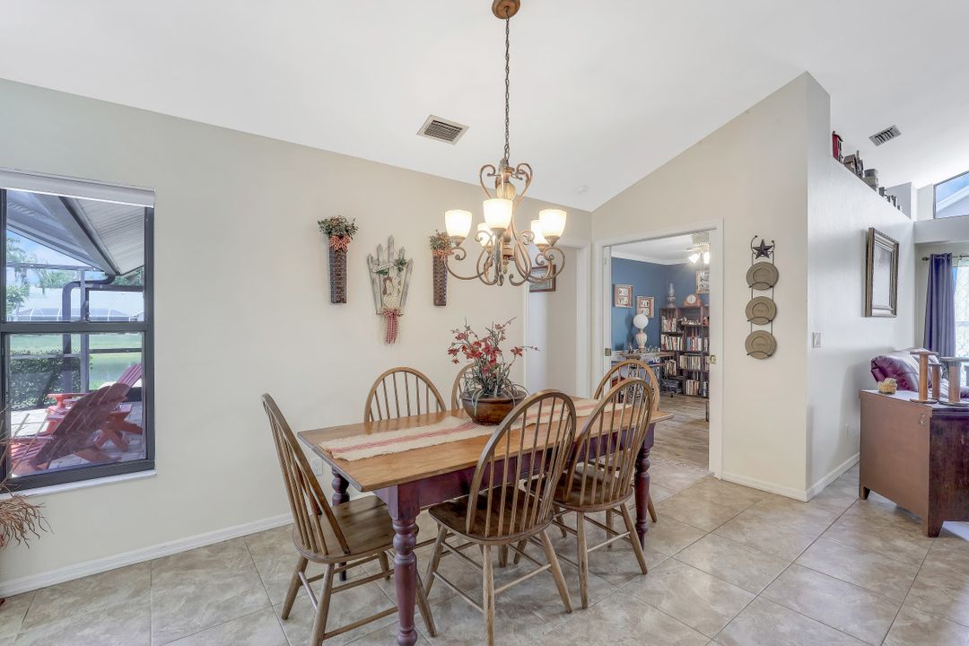 6830 Highland Pines Cir, Fort Myers, FL 33966