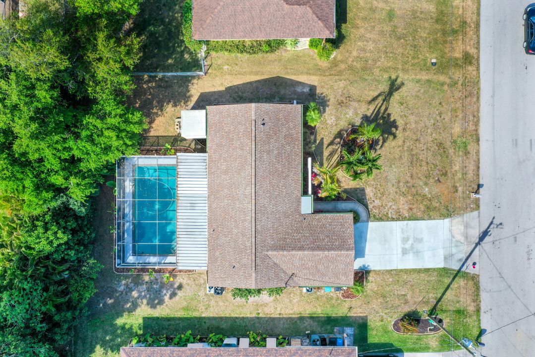 1214 SE 30th Terrace, Cape Coral, FL 33904