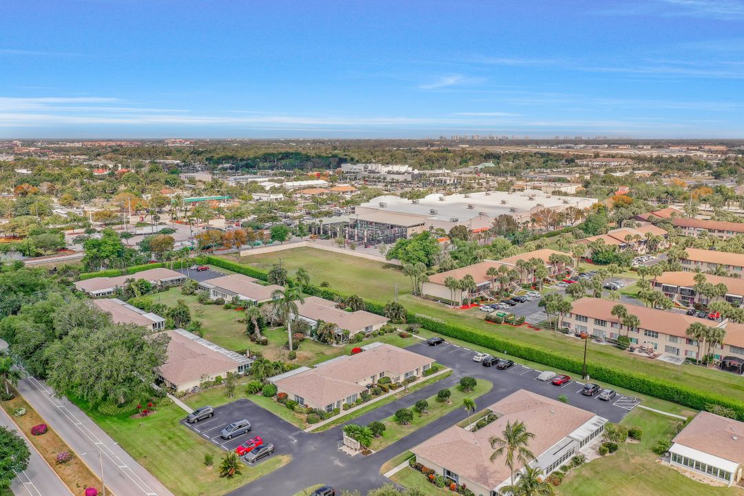 51 Glades Blvd #2, Naples, FL 34112