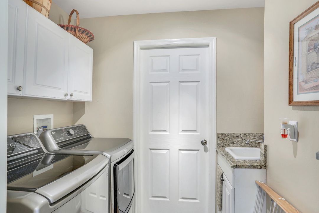 4137 SW 10th Ave, Cape Coral, FL 33914